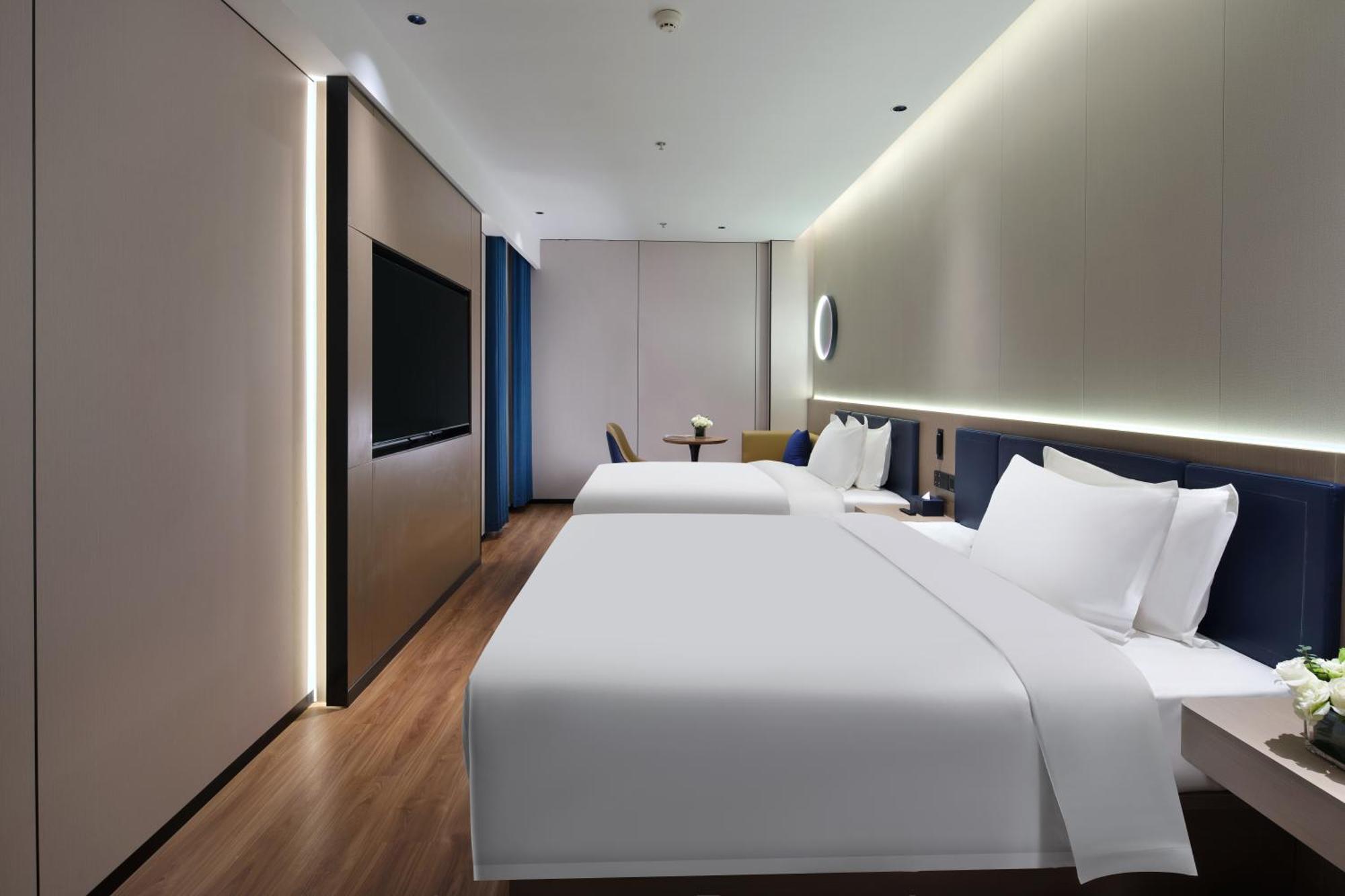 Hotel Jinglai Zhenxuan Tongji Hospital Xincun Road Subway Station 3*
